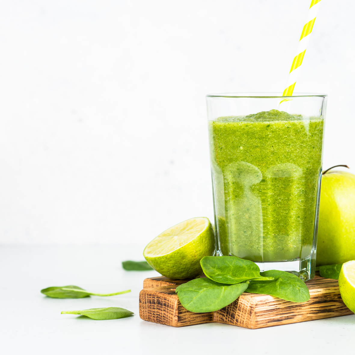 Licuado detox verde para desintoxicación post navideña